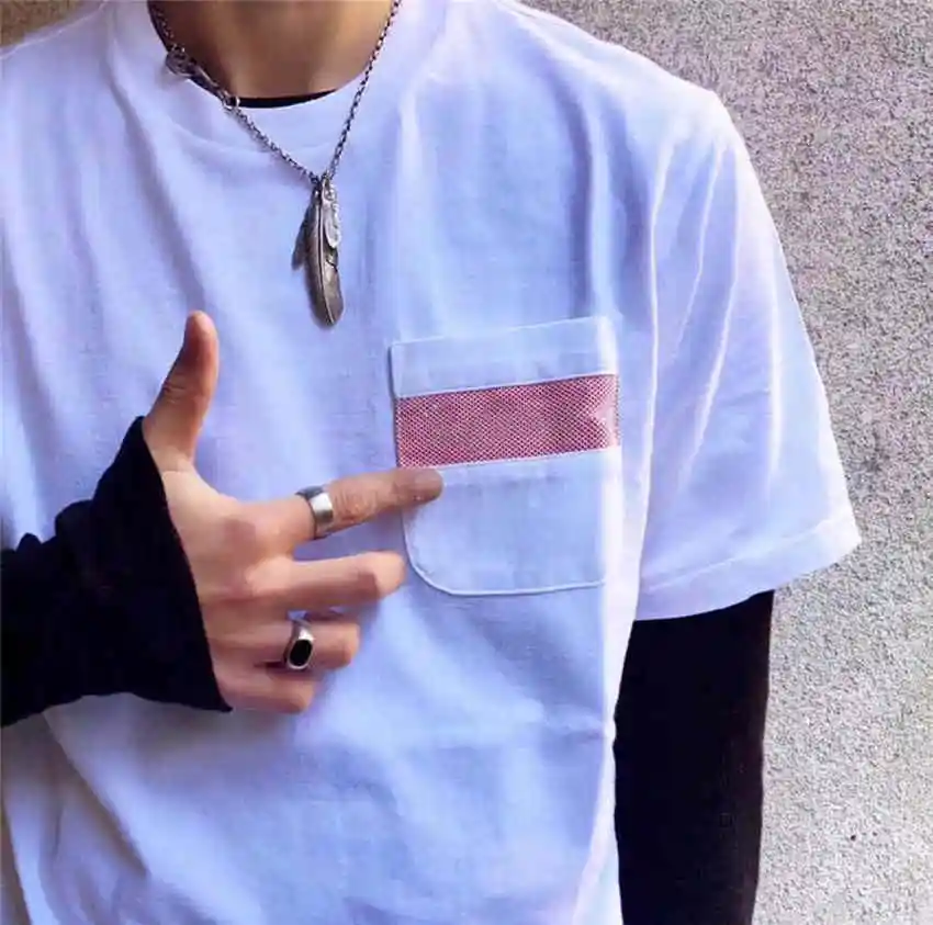 19ss Mesh Stripe Pocket Tee T Shirt Men Women 1:1 High Quality T-shirts Top Tees
19ss Mesh Stripe Pocket Tee T Shirt Men Women 1:1 High Quality T-shirts Top Tees