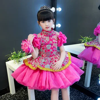 Girl Oriental Evening Dress Thick Piano Baby Embroidery Cheongsam Sequins Tutu Children Clothing Princess Dresses Qipao Purple
Girl Oriental Evening Dress Thick Piano Baby Embroidery Cheongsam Sequins Tutu Children Clothing Princess Dresses Qipao Purple
