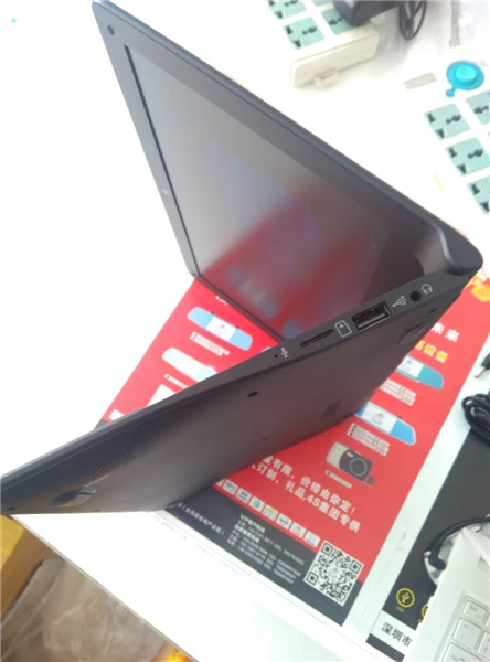 11.6 inch 2G RAM 32GB EMMC Quad Core Windows 10 System 11.6INCH portable laptop mini laptop PC
11.6 inch 2G RAM 32GB EMMC Quad Core Windows 10 System 11.6INCH portable laptop mini laptop PC