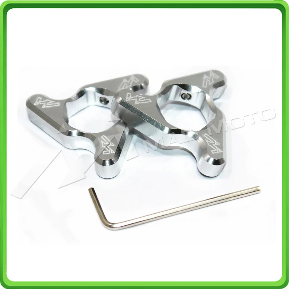 14mm Silver Fork Spring Preload Adjusters for Yamaha R6 YZF-R6 2008 2009 2010 2011 2012 2013 2014 2015 Style C
14mm Silver Fork Spring Preload Adjusters for Yamaha R6 YZF-R6 2008 2009 2010 2011 2012 2013 2014 2015 Style C