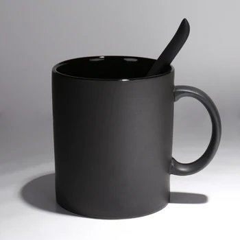 Creative personality cartoon Mugs with glass ceramic a couple of coffee black matt simple 420ml capacity scrub
Creative personality cartoon Mugs with glass ceramic a couple of coffee black matt simple 420ml capacity scrub