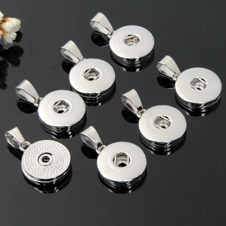 5pcs/lot newest Pendant bracelet accessory Interchangeable DIY Jewelry 18mm Snap Jewelry Metal Snap Button Pendants Necklace
5pcs/lot newest Pendant bracelet accessory Interchangeable DIY Jewelry 18mm Snap Jewelry Metal Snap Button Pendants Necklace