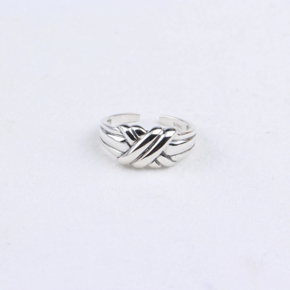 Dainty 925 Sterling Silver Cross Tie The Knot Open Ring Female Wide Band Crossover Endless Twist Knotted Eternity Promise Ring
Dainty 925 Sterling Silver Cross Tie The Knot Open Ring Female Wide Band Crossover Endless Twist Knotted Eternity Promise Ring