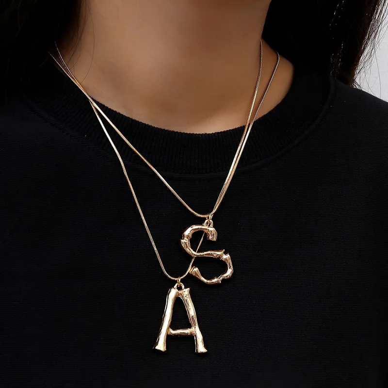 Vintage Creative Big Lava 26 Letters Pendant Necklace for Women Exaggerated Long Chain Clavicle Necklace Jewelry Kolye YN538
Vintage Creative Big Lava 26 Letters Pendant Necklace for Women Exaggerated Long Chain Clavicle Necklace Jewelry Kolye YN538