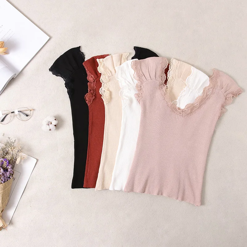 Shintimes 2019 Summer Lace Patchwork Knitted Tank Tops Women Slim V Neck Sexy Sleeveless Crop Top White Black Pink Camisole
Shintimes 2019 Summer Lace Patchwork Knitted Tank Tops Women Slim V Neck Sexy Sleeveless Crop Top White Black Pink Camisole