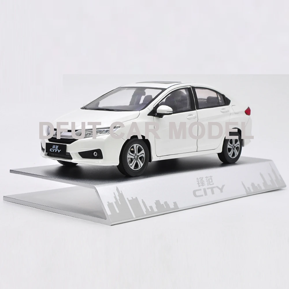 diecast 1:18 CITY 2015 White Alloy Diecast Car Model Toys For Christmas Gifts Collection Free Shipping
diecast 1:18 CITY 2015 White Alloy Diecast Car Model Toys For Christmas Gifts Collection Free Shipping
