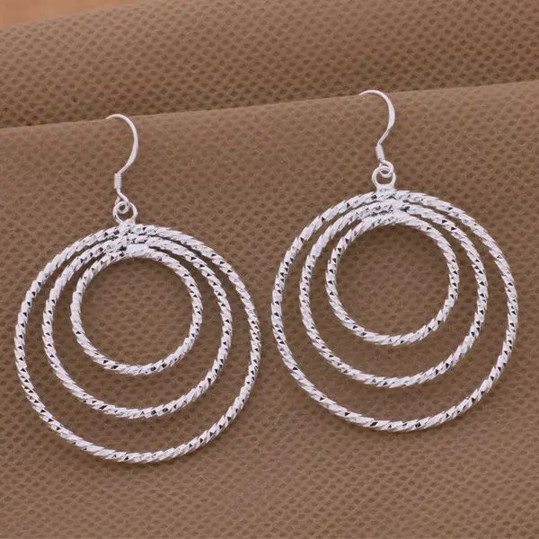 Silver plated earrings,silver fashion jewelry earrings Three-ring beads /buyakmfa dhkalyra AE533
Silver plated earrings,silver fashion jewelry earrings Three-ring beads /buyakmfa dhkalyra AE533