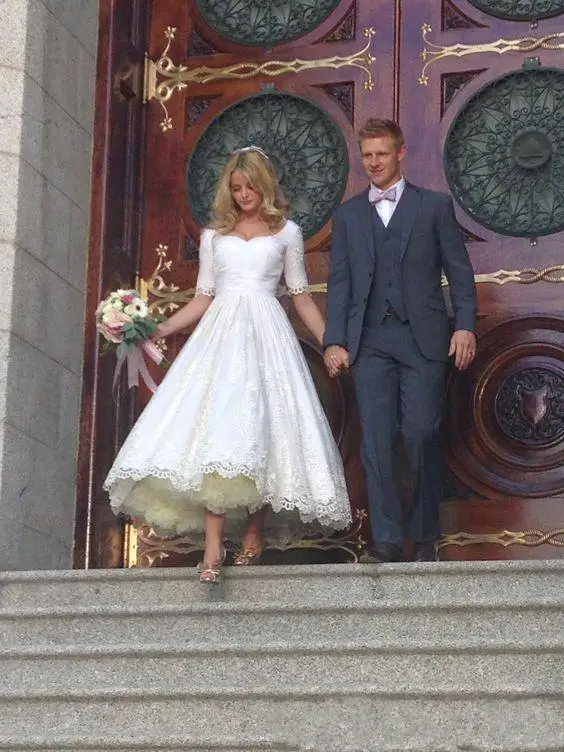 Half Sleeves Ankle Length Wedding Dresses A Line Country Garden Short Bridal Gowns Scoop Custom Made Wedding Gowns
Half Sleeves Ankle Length Wedding Dresses A Line Country Garden Short Bridal Gowns Scoop Custom Made Wedding Gowns