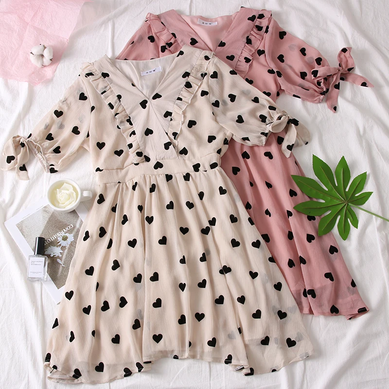 SKOONHEID Fashion Women Print Chiffon Dress Elegant French A-Line Party Dress Korean Club Bohemian Heart Print Summer Sundress
SKOONHEID Fashion Women Print Chiffon Dress Elegant French A-Line Party Dress Korean Club Bohemian Heart Print Summer Sundress