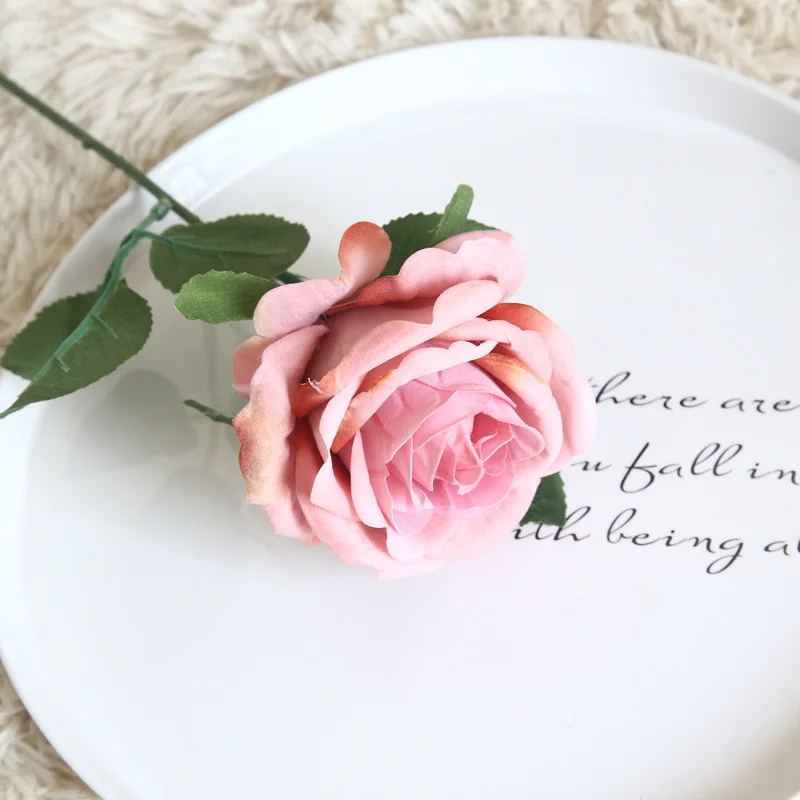 1 PC Artificial Flower Red/Champagne/Pink Velvet Whole Length 30 Cm Vivid Appearance Perfect Decoration
1 PC Artificial Flower Red/Champagne/Pink Velvet Whole Length 30 Cm Vivid Appearance Perfect Decoration