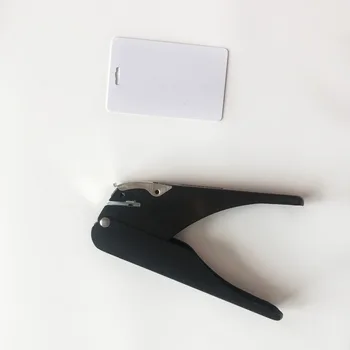 High quality PVC Card Material Slot Puncher with Flat Hole To Punch PVC Card for ID Card Photo Badge Punching Tool card cutter
High quality PVC Card Material Slot Puncher with Flat Hole To Punch PVC Card for ID Card Photo Badge Punching Tool card cutter