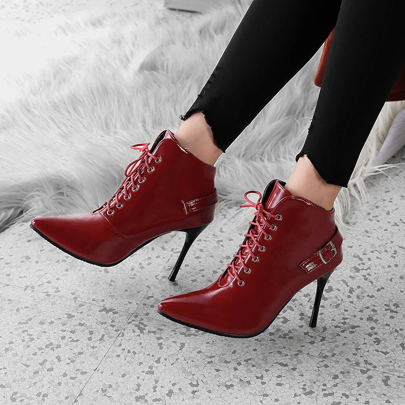 Red Pointed toe buckle knight botas new winter platform leather ankle boots women lace-up botines mujer thin high heel shoes2019
Red Pointed toe buckle knight botas new winter platform leather ankle boots women lace-up botines mujer thin high heel shoes2019