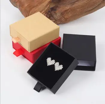 10Pcs/Lot Whosale Retro Kraft Paper Favour Gift Box7*8*3cm Earrings Bracelet Box Vintage Design Bulk Jewelry Box
10Pcs/Lot Whosale Retro Kraft Paper Favour Gift Box7*8*3cm Earrings Bracelet Box Vintage Design Bulk Jewelry Box