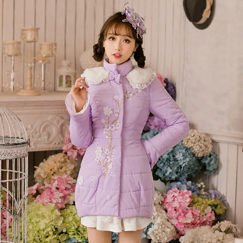 Princess sweet purple coat Candy flower decoration embroidery Single breasted Slim Plush collar Japanese design C16CD6202
Princess sweet purple coat Candy flower decoration embroidery Single breasted Slim Plush collar Japanese design C16CD6202