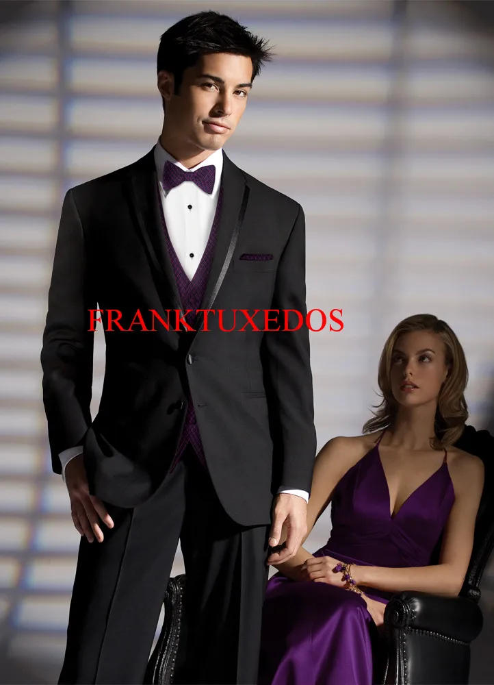 New arrival Customize made Two button Black Groom Tuxedos Best Man Groomsmen Prom Suits Men Wedding Suits(Jacket+Pants+vest+Tie)
New arrival Customize made Two button Black Groom Tuxedos Best Man Groomsmen Prom Suits Men Wedding Suits(Jacket+Pants+vest+Tie)