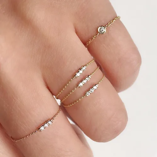 3MM bezel round cz 5mm three cz bar charm simple chain band 925 sterling silver ring size 6 7 8
3MM bezel round cz 5mm three cz bar charm simple chain band 925 sterling silver ring size 6 7 8