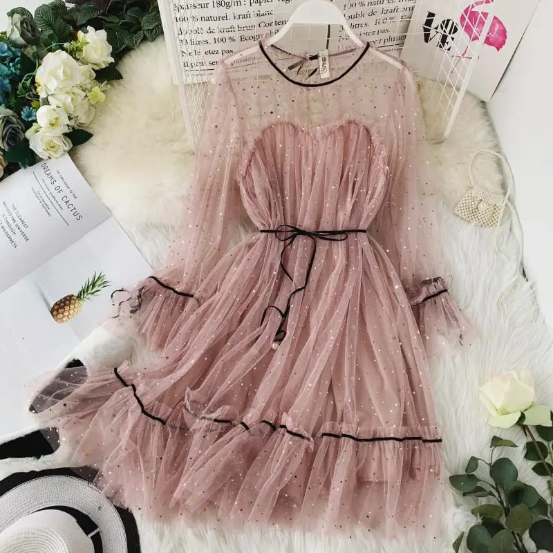 2019 spring new female O-neck flare sleeve stars sequined mesh shiny fairy dress women solid color elegant bling pleated dresses
2019 spring new female O-neck flare sleeve stars sequined mesh shiny fairy dress women solid color elegant bling pleated dresses