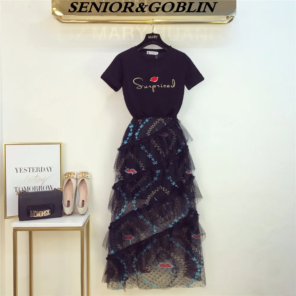2019 Summer Women Fashion Embroidery 2 Piece Set Cotton Letter Tshirt Top+Ruffles Mesh Long Skirt Suits Girls Plus Size Sets
2019 Summer Women Fashion Embroidery 2 Piece Set Cotton Letter Tshirt Top+Ruffles Mesh Long Skirt Suits Girls Plus Size Sets
