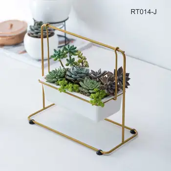 Nordic Geometric Flower Pot pergola Wire Frame Swing Succulents Flowerpot Ornaments Vaso da fiori creativo minimalista nordico
Nordic Geometric Flower Pot pergola Wire Frame Swing Succulents Flowerpot Ornaments Vaso da fiori creativo minimalista nordico