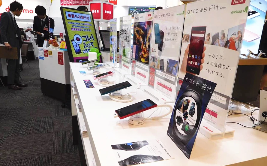Standalone_Anti_Theft_Stand_for_Smartphone_with_Alarm