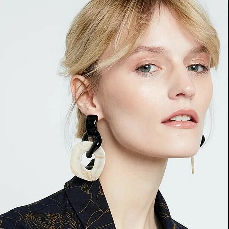 FishSheep Statement 2019 ZA Acrylic Big Circle Drop Earrings For Women Geometric Leopard Acetic Acid Long Dangle Earring Jewelry
FishSheep Statement 2019 ZA Acrylic Big Circle Drop Earrings For Women Geometric Leopard Acetic Acid Long Dangle Earring Jewelry