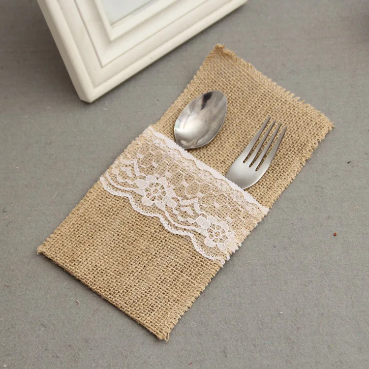 1pcs Hessian Burlap Lace Wedding Tableware Pouch Cutlery Holder Decoration Favor rustic wedding decor vintage wedding decoration
1pcs Hessian Burlap Lace Wedding Tableware Pouch Cutlery Holder Decoration Favor rustic wedding decor vintage wedding decoration