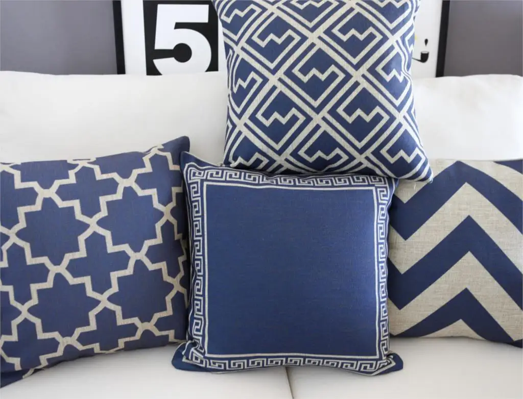 Decorative Pillows Case Blue Geometric Throw Pillows Blue Cushion Cover Home Decor Pillow Case Striped Cushions for sofa 45x45cm
Decorative Pillows Case Blue Geometric Throw Pillows Blue Cushion Cover Home Decor Pillow Case Striped Cushions for sofa 45x45cm