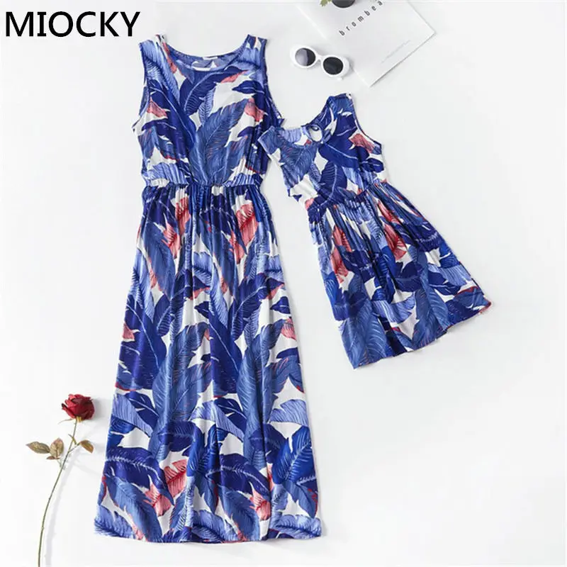 Mother Daughter Dresses Summer Blue Leaf Print Family Tank Dress Back Bandage Mother Daughter Dresses Mommy and me clothes E0205
Mother Daughter Dresses Summer Blue Leaf Print Family Tank Dress Back Bandage Mother Daughter Dresses Mommy and me clothes E0205