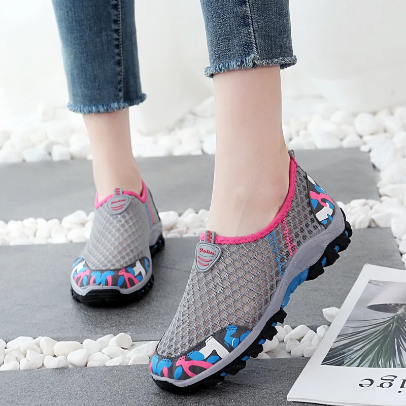 Summer new mesh tide shoes comfortable travel sports hiking shoes women's mesh shoes
Summer new mesh tide shoes comfortable travel sports hiking shoes women's mesh shoes
