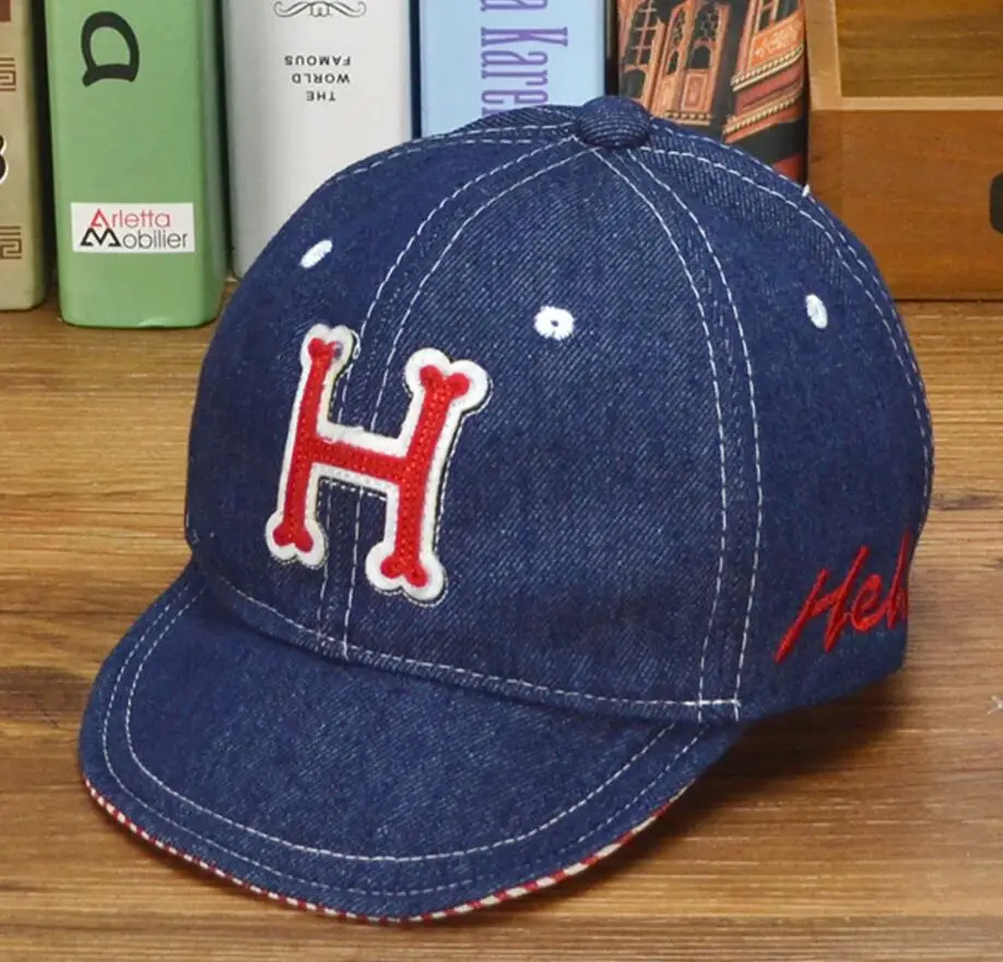 1PC 3colors Embroidered Hello H Baby Summer Hats for Boy Baseball Cap Adjustable Circumference 50cm
1PC 3colors Embroidered Hello H Baby Summer Hats for Boy Baseball Cap Adjustable Circumference 50cm