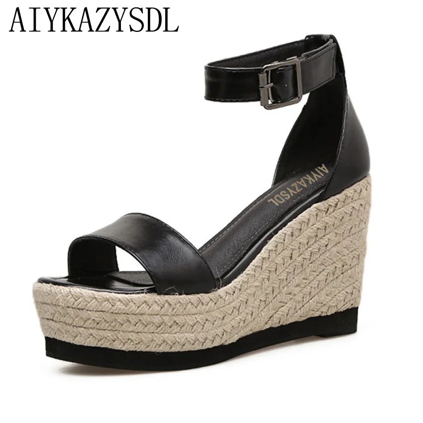 AIYKAZYSDL Bohemian Ethnic Women Sandals Straw Hemp Fisherman Shoes Ankle Strap Espadrilles Platform Wedge Thick Bottom Pumps
AIYKAZYSDL Bohemian Ethnic Women Sandals Straw Hemp Fisherman Shoes Ankle Strap Espadrilles Platform Wedge Thick Bottom Pumps