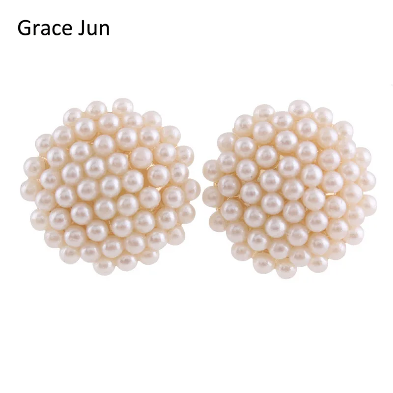 Grace Jun New Design Full Samll Simulated Pearl Round Shape Clip on Earring Without Piercing for Women Fashion Ear Clip
Grace Jun New Design Full Samll Simulated Pearl Round Shape Clip on Earring Without Piercing for Women Fashion Ear Clip