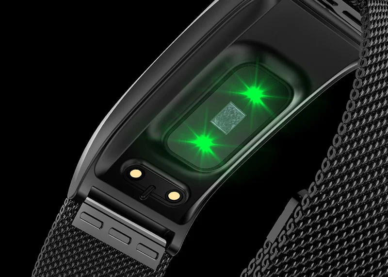 Image from the back Smart waterproof watch with pedometer. Smart waterproof watch with heart rate monitor Foto from the back Smart waterproof watch with pedometer. Smart waterproof watch with heart rate monitor