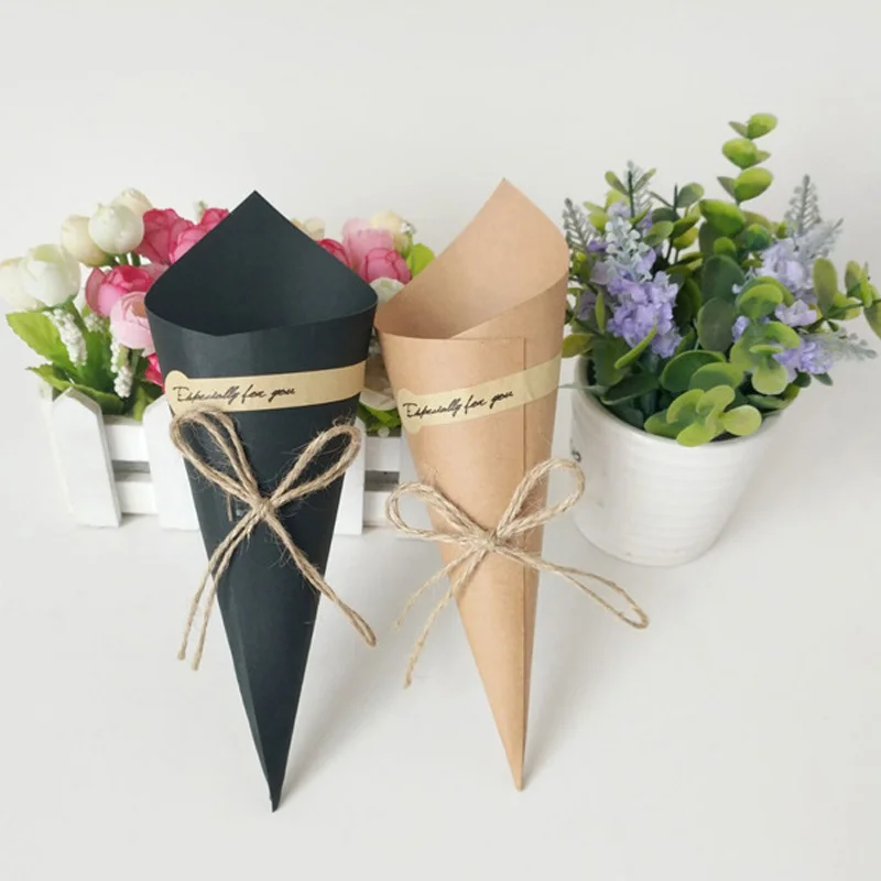 50sets Kraft Paper Folding Card Flower Cones Holder Wrapping Paper Paper Sticker Bouquet Handmade Crafts Cards for Wedding Party
50sets Kraft Paper Folding Card Flower Cones Holder Wrapping Paper Paper Sticker Bouquet Handmade Crafts Cards for Wedding Party