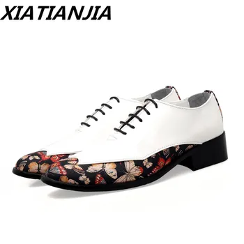 2020 New Fashion Metal Pattern Genuine Leather Men leather Carved Bullock Party Men Dress Shoes Wedding Slip On Chaussure Homme
2020 New Fashion Metal Pattern Genuine Leather Men leather Carved Bullock Party Men Dress Shoes Wedding Slip On Chaussure Homme