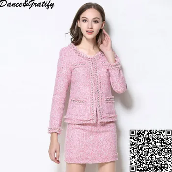 High Quality Runway Cashmere Set Luxury Handwork Beading Jacket Short Coat and Slim Skirt 2 Pcs Women 2018 New Winter Autumn Set
High Quality Runway Cashmere Set Luxury Handwork Beading Jacket Short Coat and Slim Skirt 2 Pcs Women 2018 New Winter Autumn Set