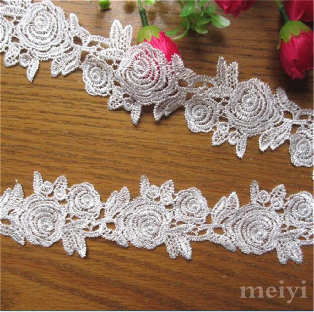5 Yard 5cm White Polyester Rose Flower Lace Edge Trim Ribbon Fabric Embroidered Applique Sewing Craft DIY Wedding Dress Clothes
5 Yard 5cm White Polyester Rose Flower Lace Edge Trim Ribbon Fabric Embroidered Applique Sewing Craft DIY Wedding Dress Clothes