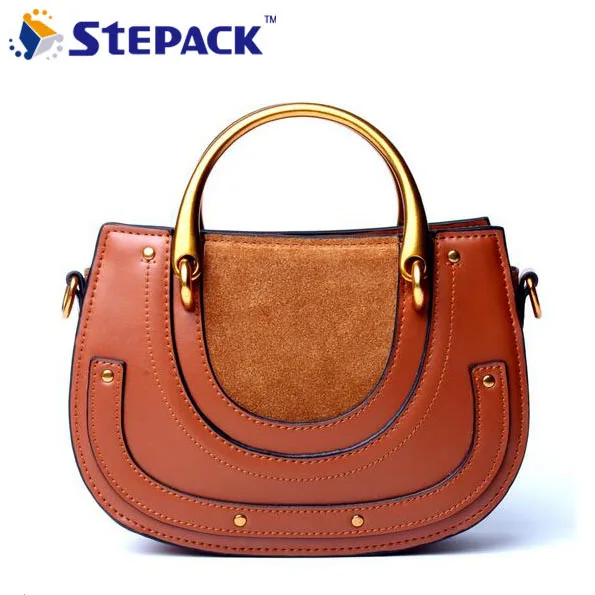 Fashion Genuine Leather Luxurious Design Shoulder Bags Minimalist Design Crossbody Bag Avant-garde Metal Portable Handbag Bag
Fashion Genuine Leather Luxurious Design Shoulder Bags Minimalist Design Crossbody Bag Avant-garde Metal Portable Handbag Bag