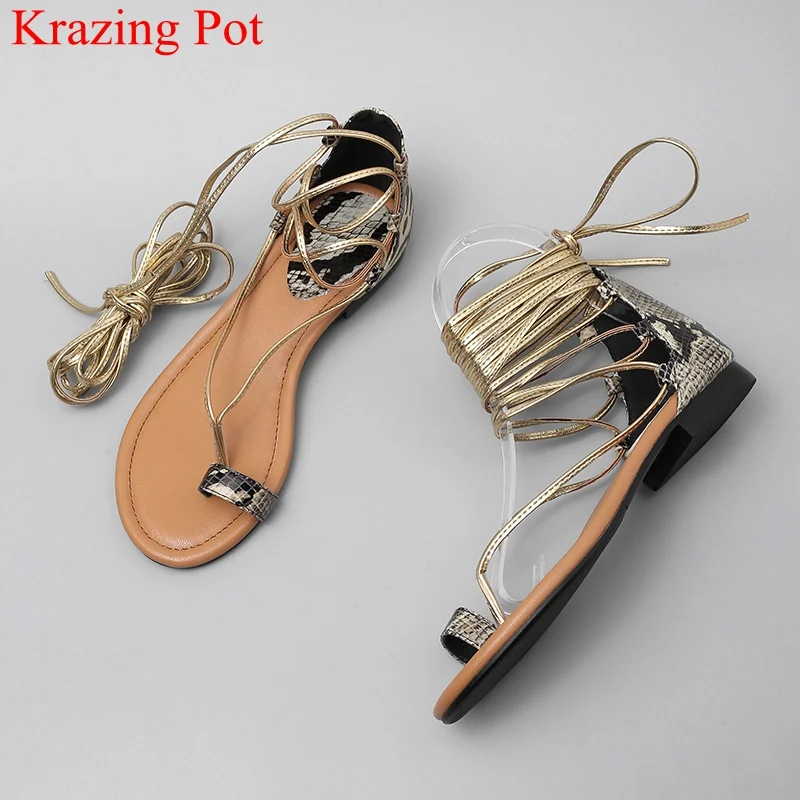 new arrivals gladiator peep toe cow leather low heels brand women sandals ankle strap party elegant vacation summer shoes L65
new arrivals gladiator peep toe cow leather low heels brand women sandals ankle strap party elegant vacation summer shoes L65