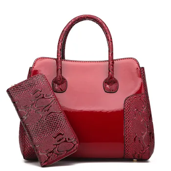 NEW Glossy Serpentine Top-handle bags Women Handbags and purse Solid Ladies Leather Shoulder Bag Casual Tote Crossbody Bags sac
NEW Glossy Serpentine Top-handle bags Women Handbags and purse Solid Ladies Leather Shoulder Bag Casual Tote Crossbody Bags sac