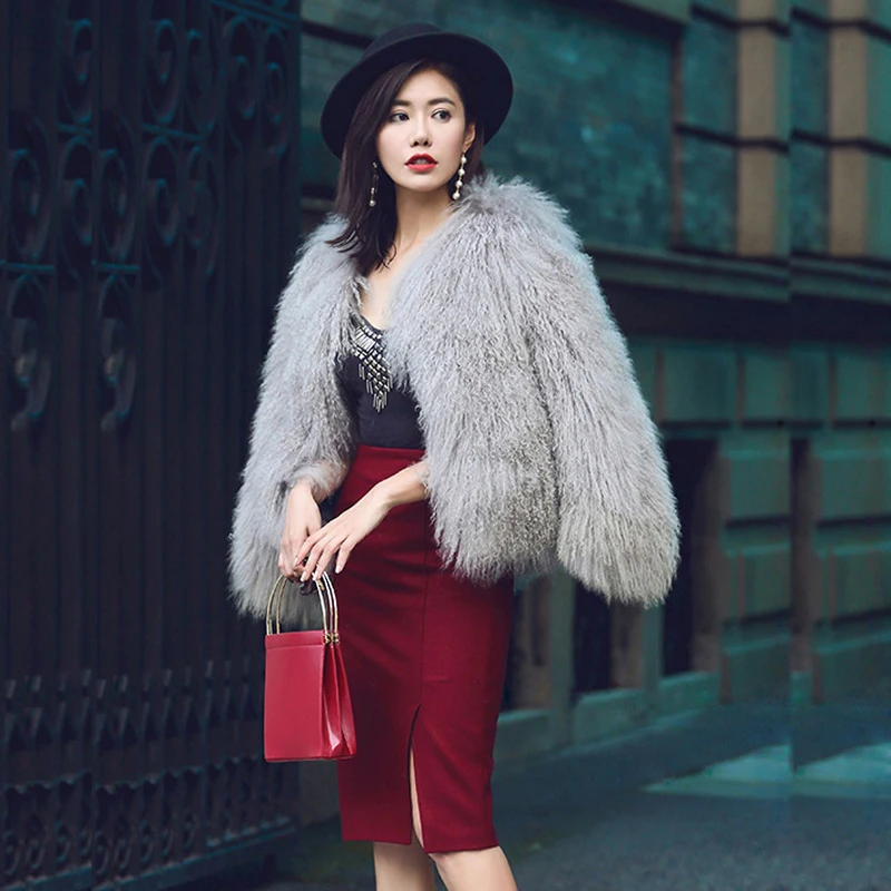 

2018 New Genuine Mongolia Sheep Fur coat Women full pelt Sheep Fur short Jacket fur Waistcoats customized Big Size F937