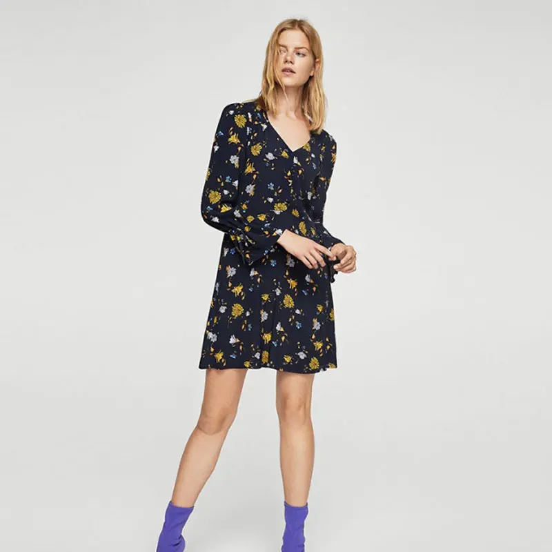 Fashion women's simple European and American sexy V neck printed cuffs drawstring single breasted midi dress
Fashion women's simple European and American sexy V neck printed cuffs drawstring single breasted midi dress