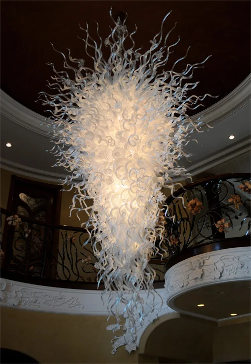 Hand Blown Glass Chandelier White Clear Glass Hotel Lobby Decorative LED Strip Chandelier
Hand Blown Glass Chandelier White Clear Glass Hotel Lobby Decorative LED Strip Chandelier
