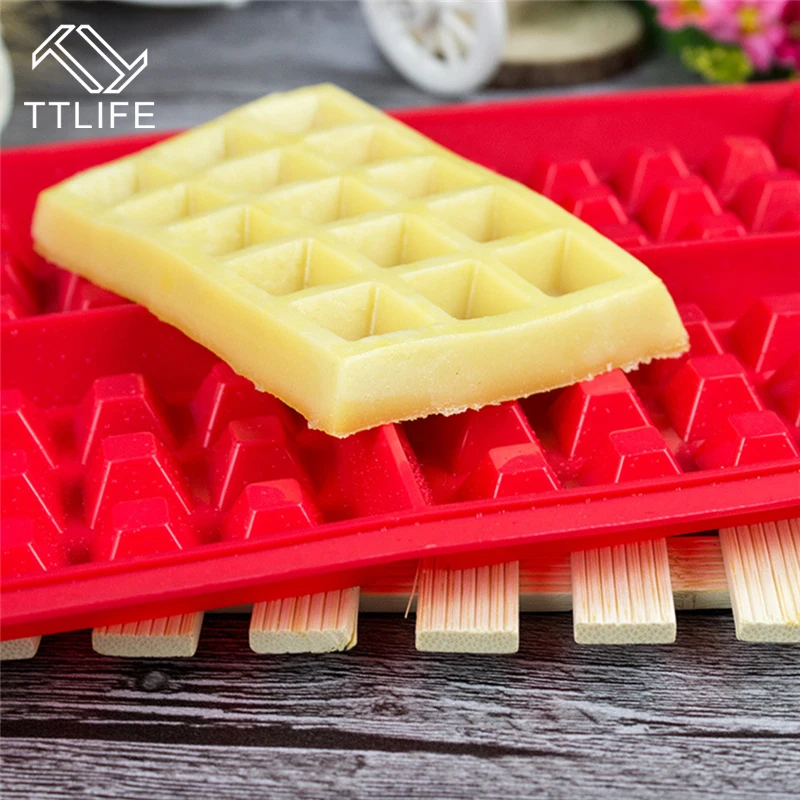 TTLIFE Waffle Makers for Kids Silicone Cake Mould Waffle Mould Silicone Bakeware Set Nonstick Silicone Baking Mold Set
TTLIFE Waffle Makers for Kids Silicone Cake Mould Waffle Mould Silicone Bakeware Set Nonstick Silicone Baking Mold Set