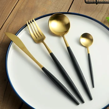 16Pcs/Set Stainless Steel Flatware Pattern Black Silver Handle Hotel Gold Cutlery For Picnic With Gift bag Tableware Dinner Set
16Pcs/Set Stainless Steel Flatware Pattern Black Silver Handle Hotel Gold Cutlery For Picnic With Gift bag Tableware Dinner Set
