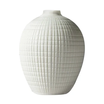 Modern Minimalist Creative White Ceramic Vase Decoration Handmade Crafts Ceramic Dried Flower Vase Home Decoration Wedding Gifts
Modern Minimalist Creative White Ceramic Vase Decoration Handmade Crafts Ceramic Dried Flower Vase Home Decoration Wedding Gifts