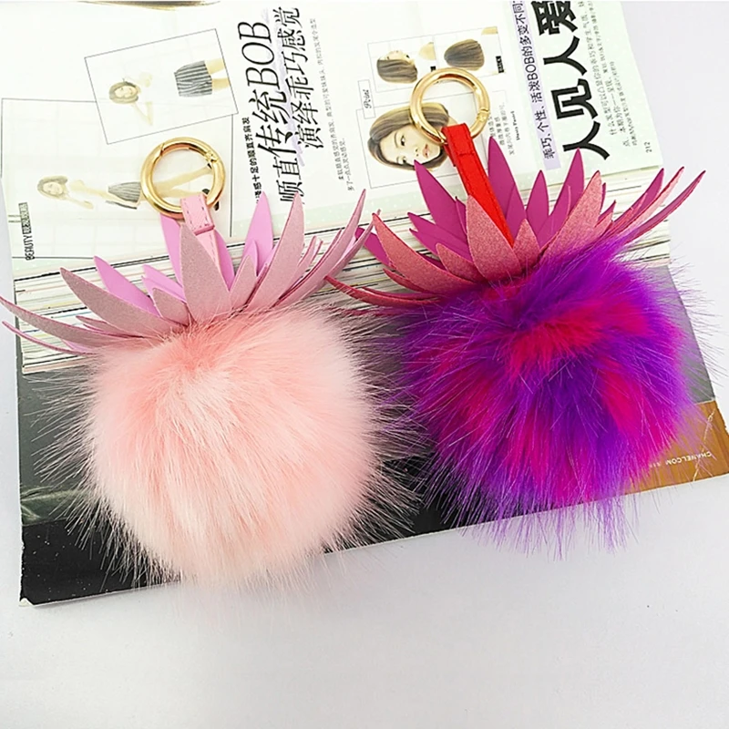 Hot Sell 13cm Faux Rabbit Fur Pom Pom Pineapple Pendant Key Chain Gold Ring Women Bag Charms Bunny Fur Pompom Keychain Trinket
Hot Sell 13cm Faux Rabbit Fur Pom Pom Pineapple Pendant Key Chain Gold Ring Women Bag Charms Bunny Fur Pompom Keychain Trinket