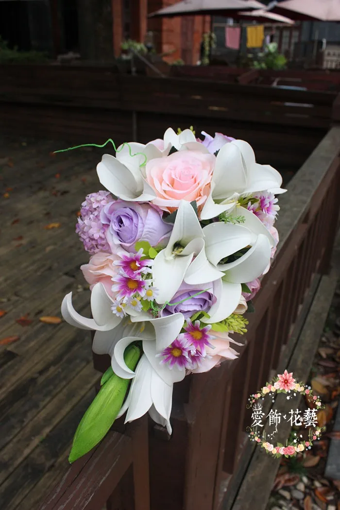 bouquet de mariee blanc rose 3