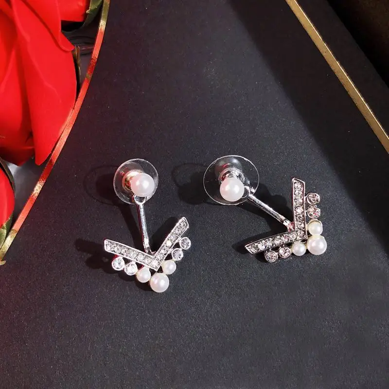Korean Fashion Earrings For Women V Shaped Simulated Pearl Beaded Ear Jackets Jewelry Simple Earring Bijoux Birthday Gift
Korean Fashion Earrings For Women V Shaped Simulated Pearl Beaded Ear Jackets Jewelry Simple Earring Bijoux Birthday Gift