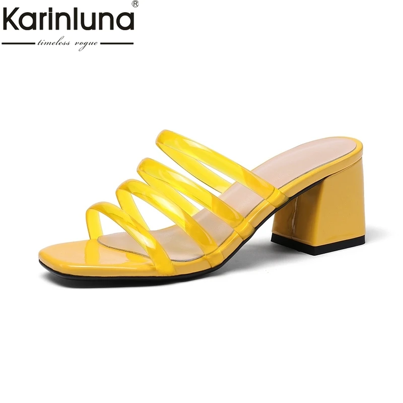TOP Quality Fashion 2019 Large Size 33-43 PVC Chunky Heels Summer Sandals Women Shoes Woman Casual Sandals Mules
TOP Quality Fashion 2019 Large Size 33-43 PVC Chunky Heels Summer Sandals Women Shoes Woman Casual Sandals Mules